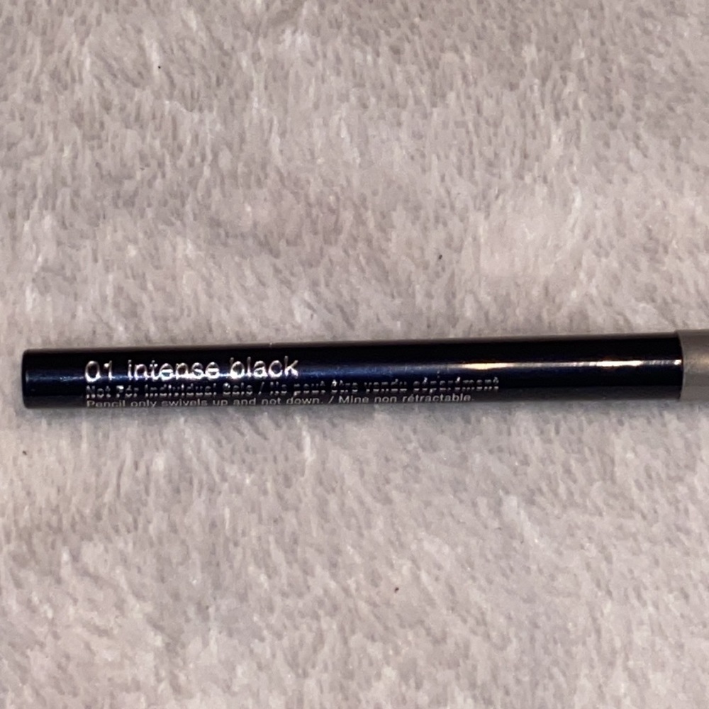 Clinique fan favorites (sample sizes) - Picture 7 of 16